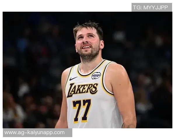 东契奇盛赞八村塁贡献巨大称其是球队胜利的重要支柱 东契奇盛赞八村塁贡献巨大称其是球队胜利的重要支柱